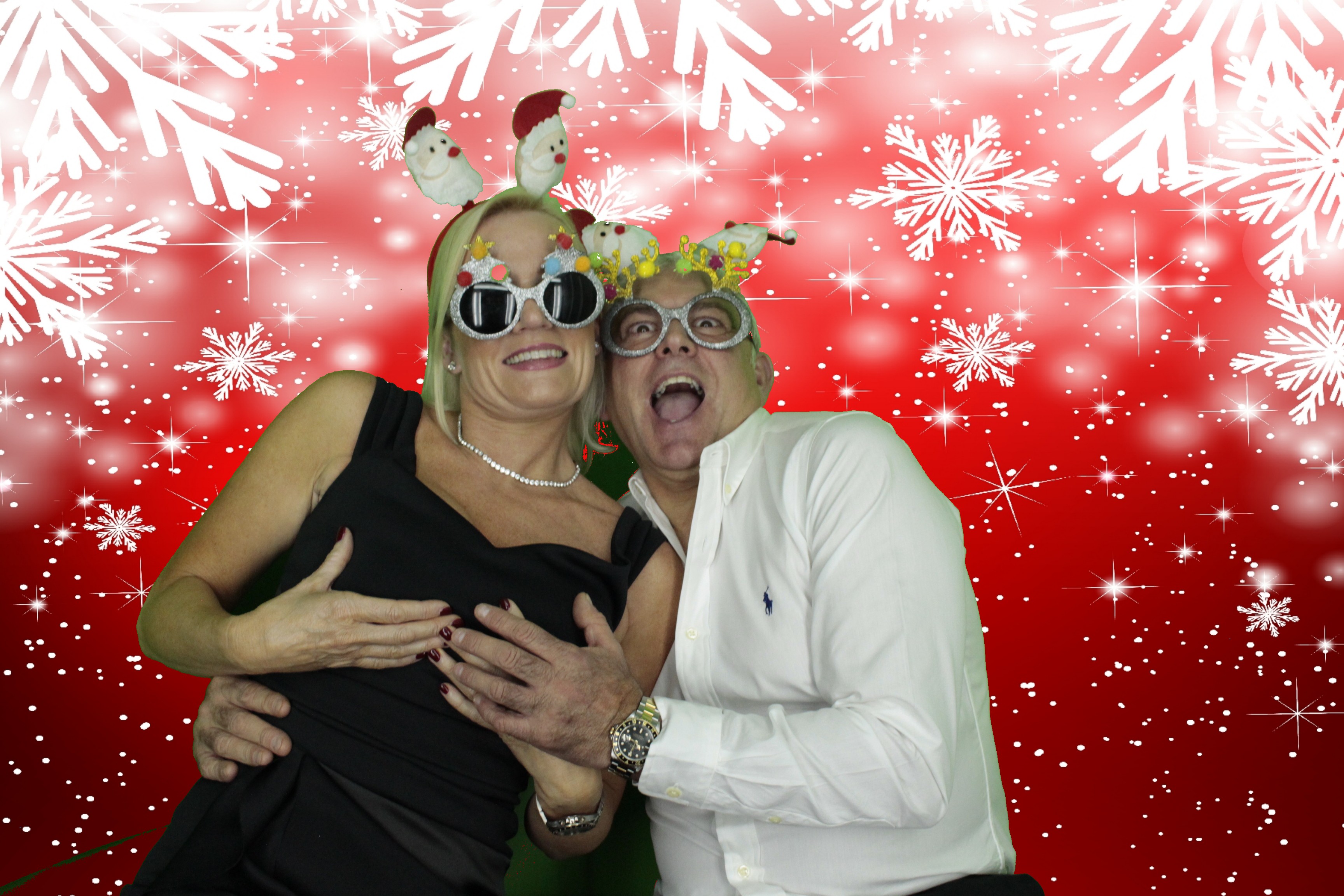Silvermere Christmas Party | View more photos from the event at gallery.myphotoboothexperience.co.uk/u/MyPhotoBoothExperienceLtd/Silvermere-Christmas-Party-3